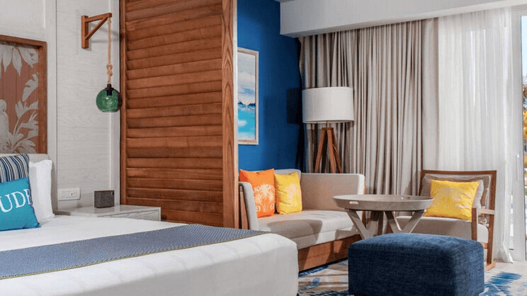 Preferred Club Deluxe Swim Out